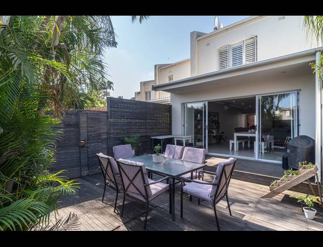 2 BEDROOM DUPLEX FOR SALE IN UMHLANGA CENTRAL